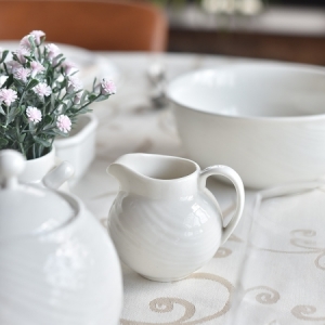 Молочник 100 мл белый FLOW /36/