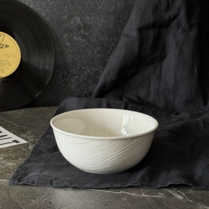 Салатник 16 см. 700 мл, белый FLOW /24/